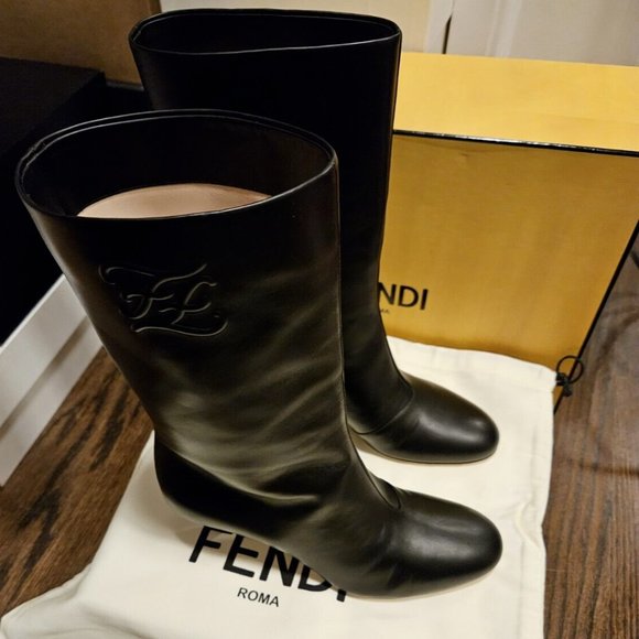 FENDI Karligraphy- Black Leather Boots 37 - Picture 3 of 9